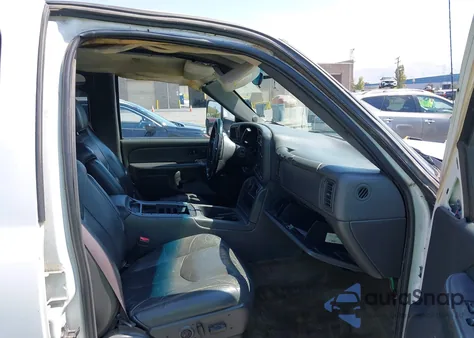 2004 GMC Sierra 2500Hd Slt z USA, uszkodzony, nr VIN 1GTHK23U54F135291